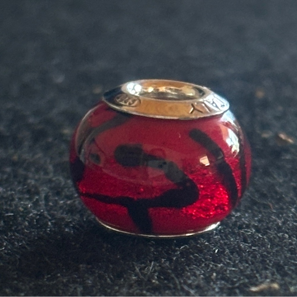 Elegant Black & Red MURANO ITALY 925 Glass Bead Charm
